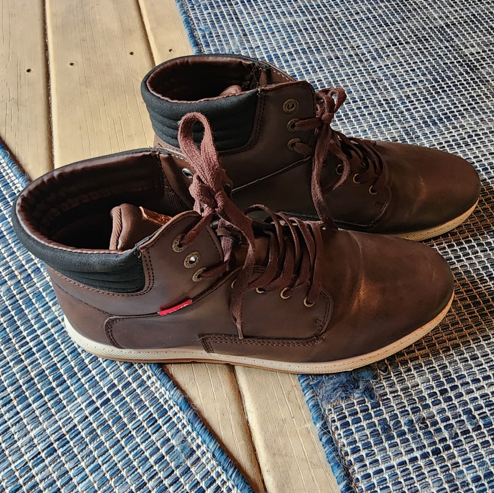 Levi's Men's Fletcher II Sneakers, Size 13